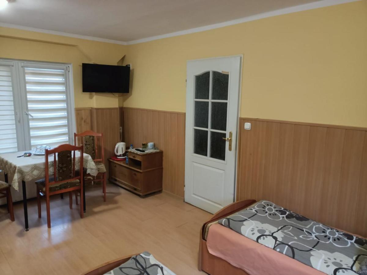 Motel Sportowy Osir Jawor Exterior foto